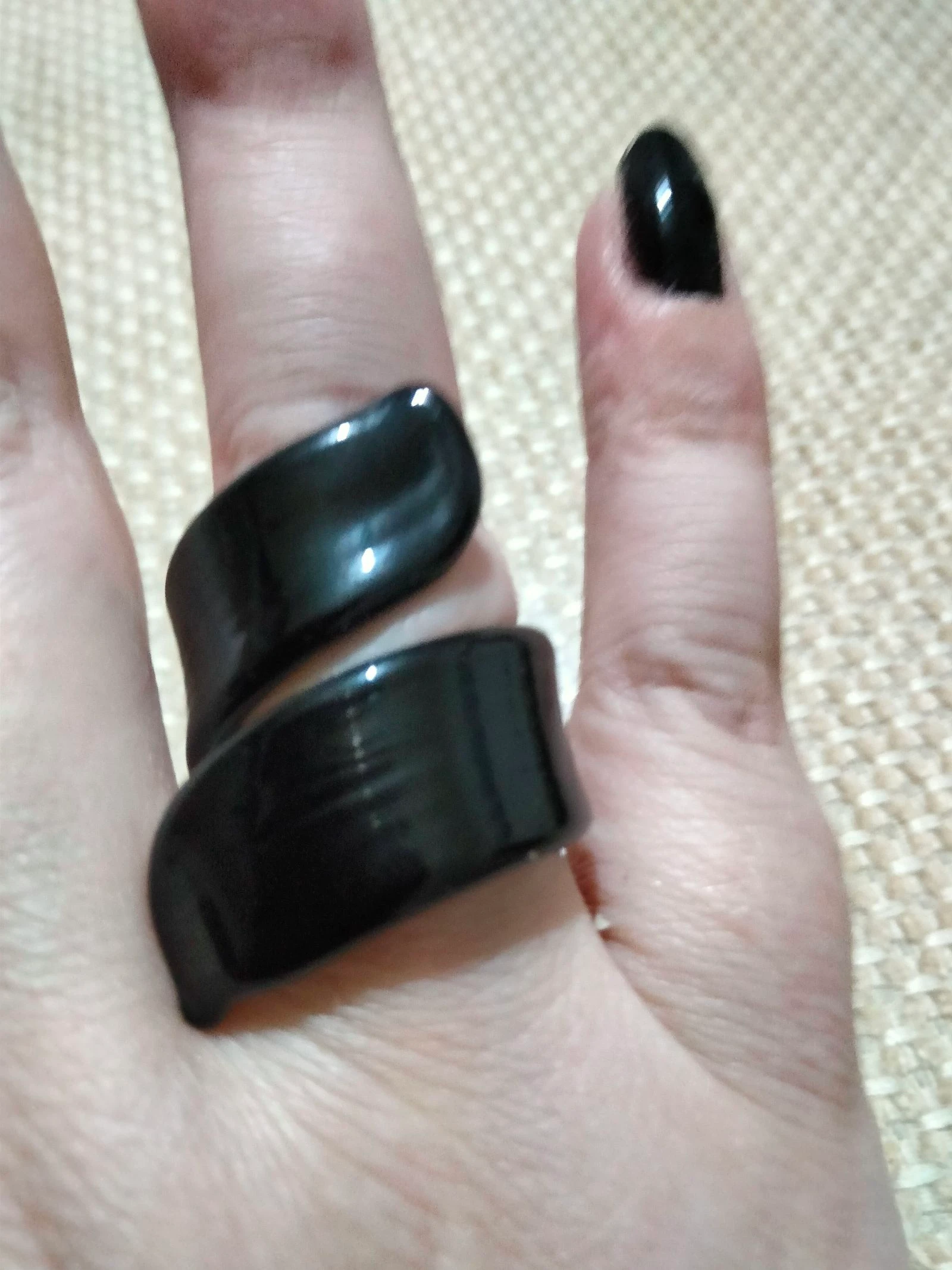 Anillo cristal Murano negro.